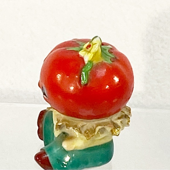 Vintage Miniature Tomato Salt/Pepper Shaker (one shaker) Made in Japan - Picture 9 of 9